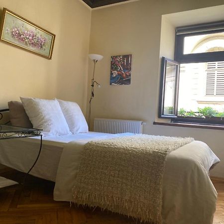 Ferienwohnung Вірменська 14 Центр Не Далеко Від Ж Д Вокзалу Звітні Документи Lemberg Exterior foto